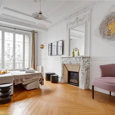 Tbs 318 - Superb With Eiffel Tower View 아파트 파리